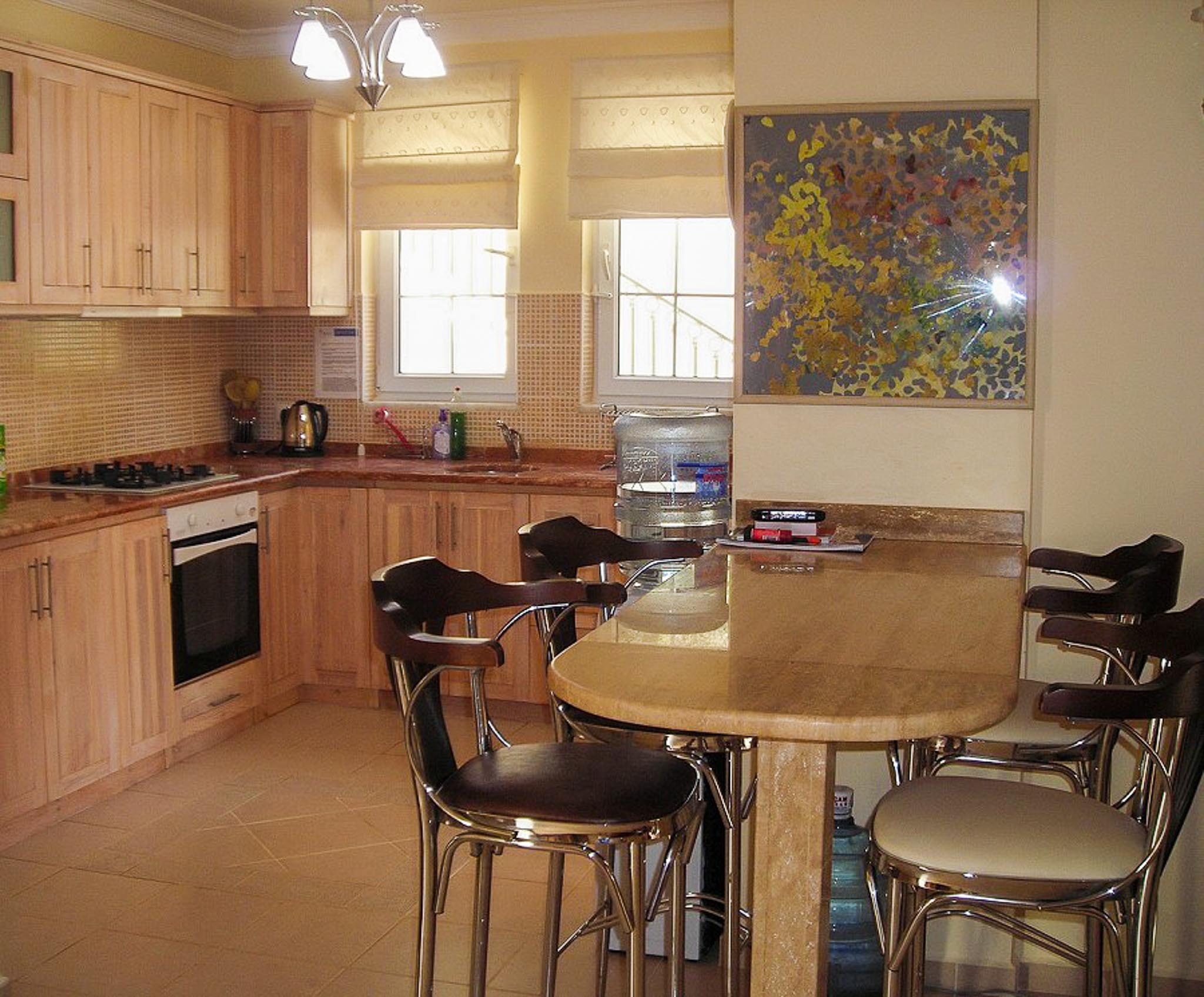 Kitchen picture 1.jpg