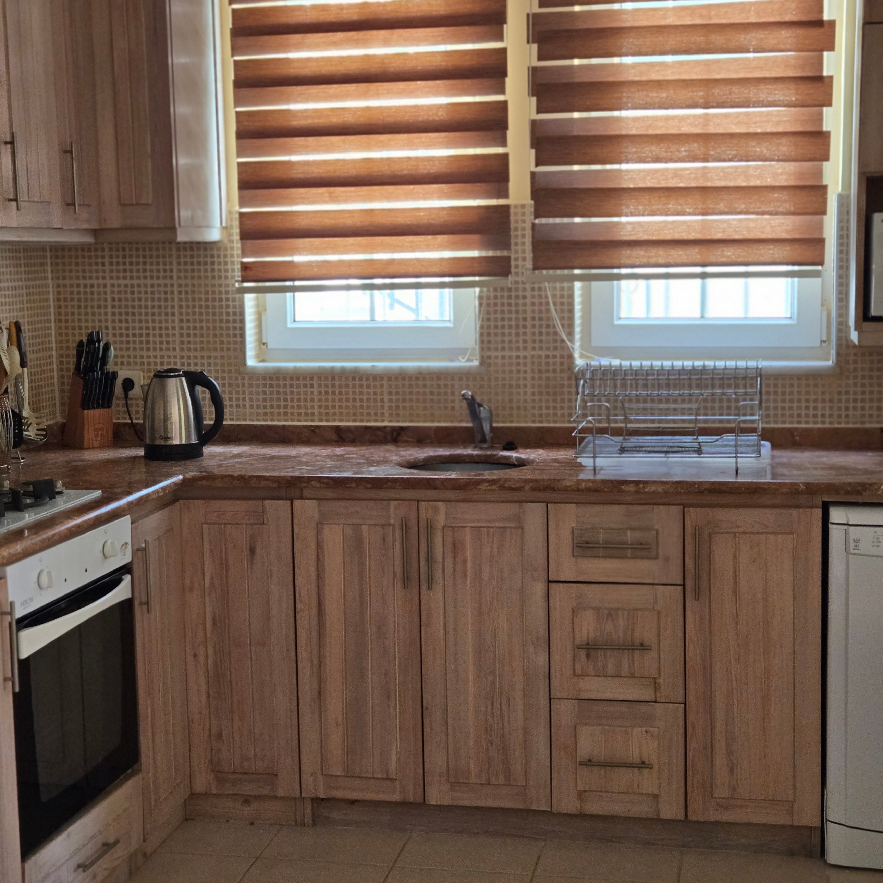 Kitchen picture 5 updated.jpg