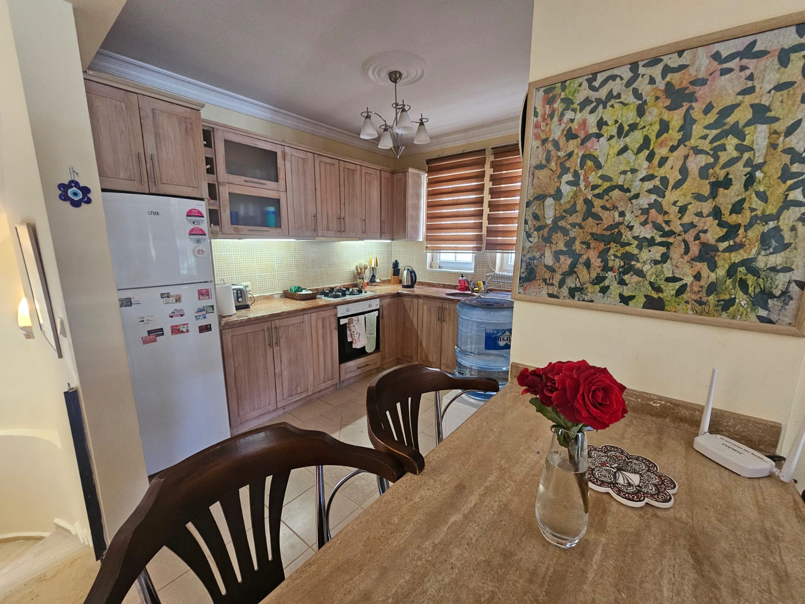 Villa Kitchen - Dining space picture 6.jpg