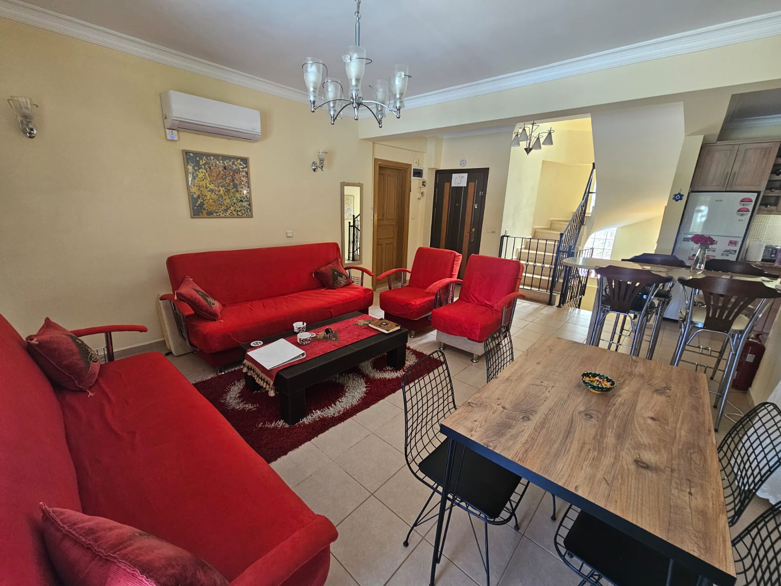 Villa Lounge Picture 4.jpg