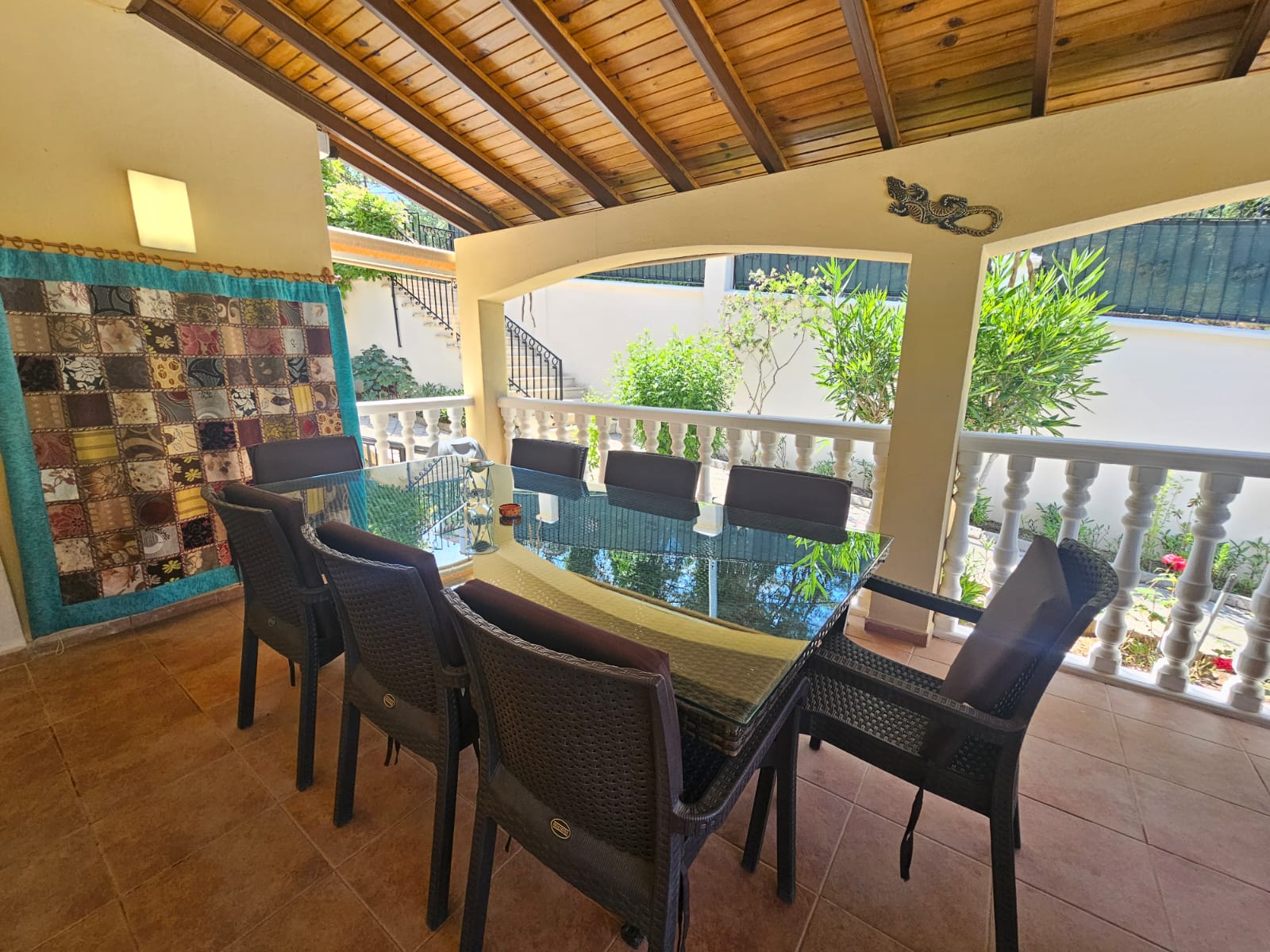 Villa covered terrace picture 9.jpg